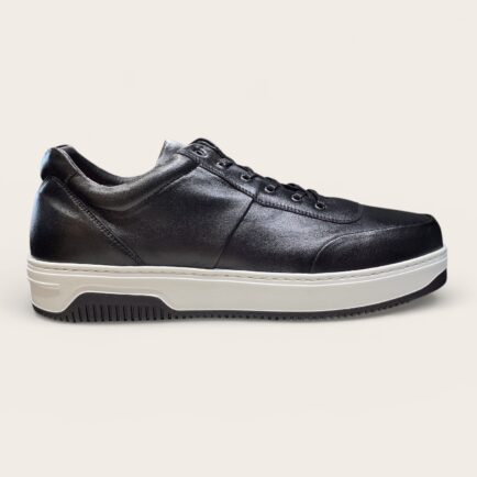 Black Leather ‘Rives’ Sneaker